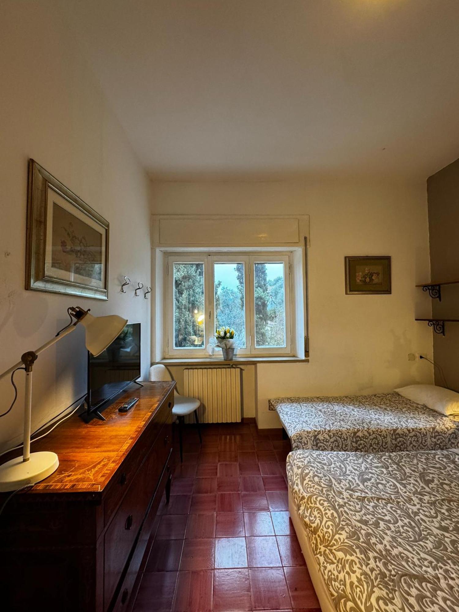 Wonderful Lake View Apartments With Pool With Breakfast Gardasee Torri Del Benaco Luaran gambar